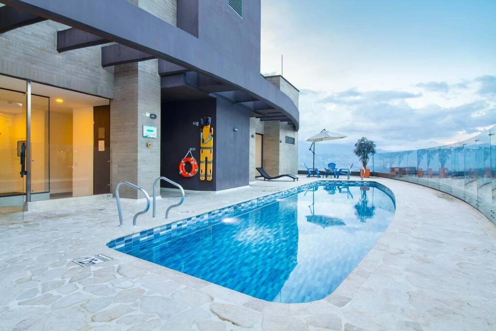 Apartment Luxury In El Poblado, Class 1001