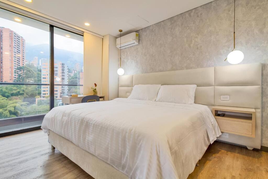 Luxury In El Poblado, Class 1001 Apartment Medellin