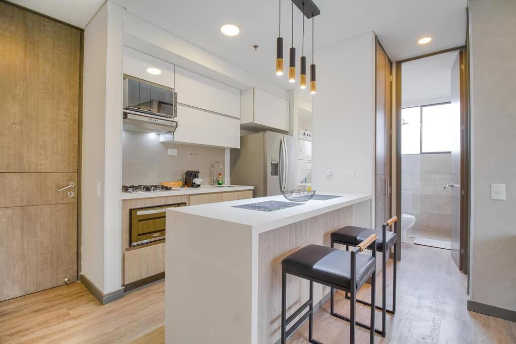 Apartment Luxury In El Poblado, Class 1001