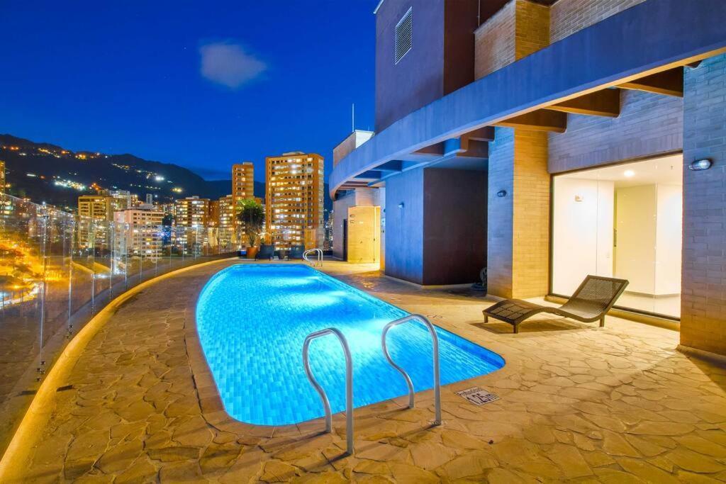 Luxury In El Poblado, Class 1001 Apartment